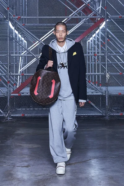 Look 90
